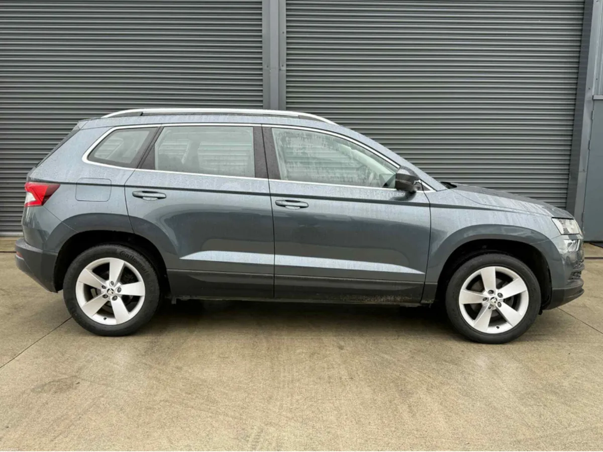 Skoda Karoq AMBITION 2.0 TDI 115HP 5DR - Image 3