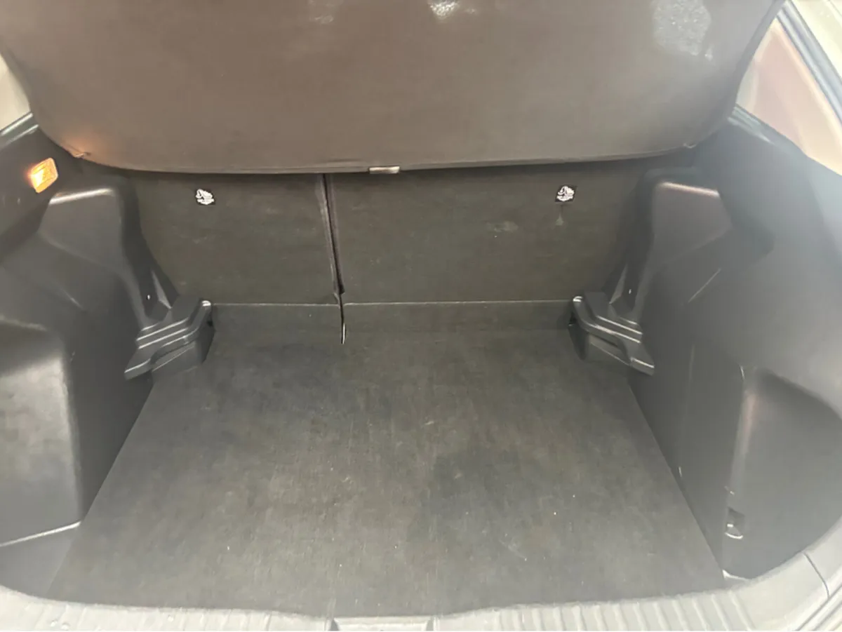 Toyota Yaris Cross xLUNA 4DR AUTO - Image 2