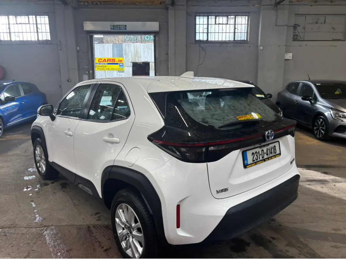 Toyota Yaris Cross xLUNA 4DR AUTO - Image 4