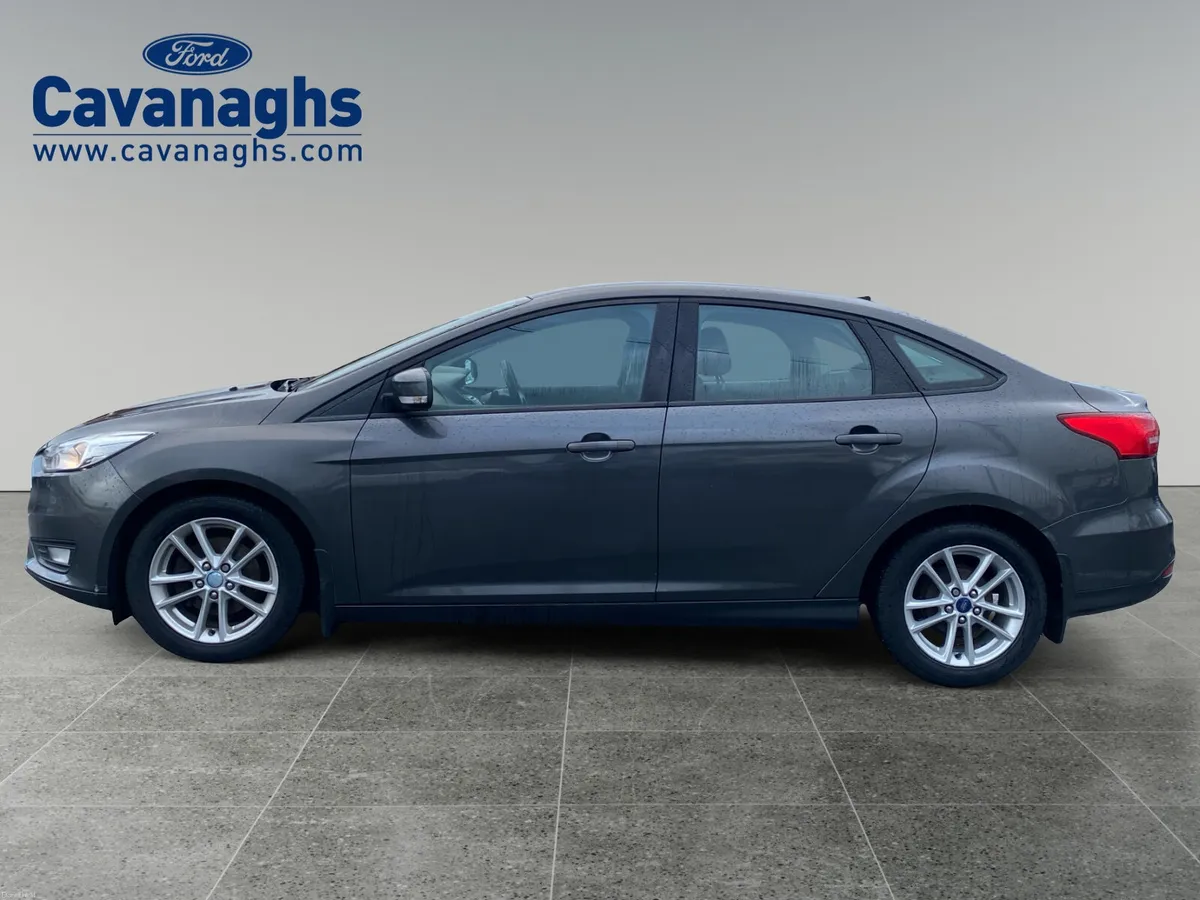 Ford Focus 2015 - Image 2