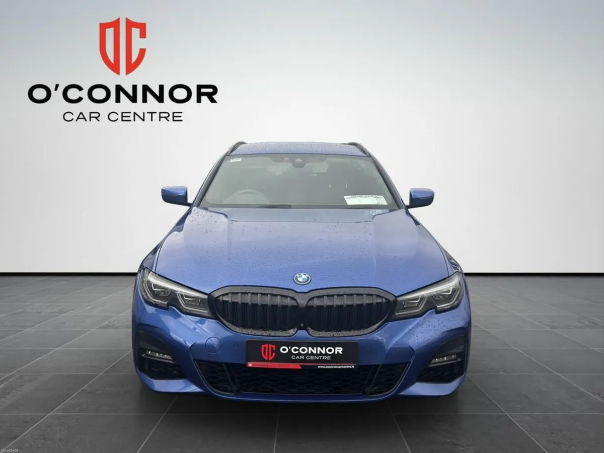 BMW 3-Series “Family car on paper… head-turner in - Image 2