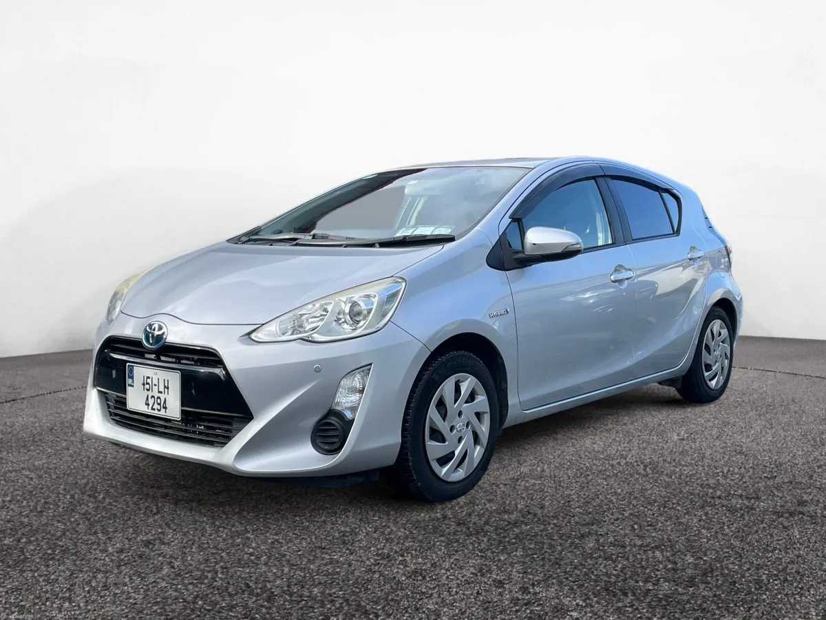 Toyota Aqua 2015 Hybrid - Image 3