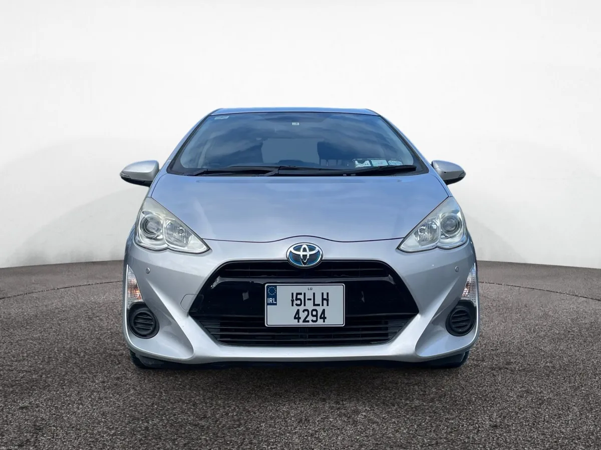 Toyota Aqua 2015 Hybrid - Image 2