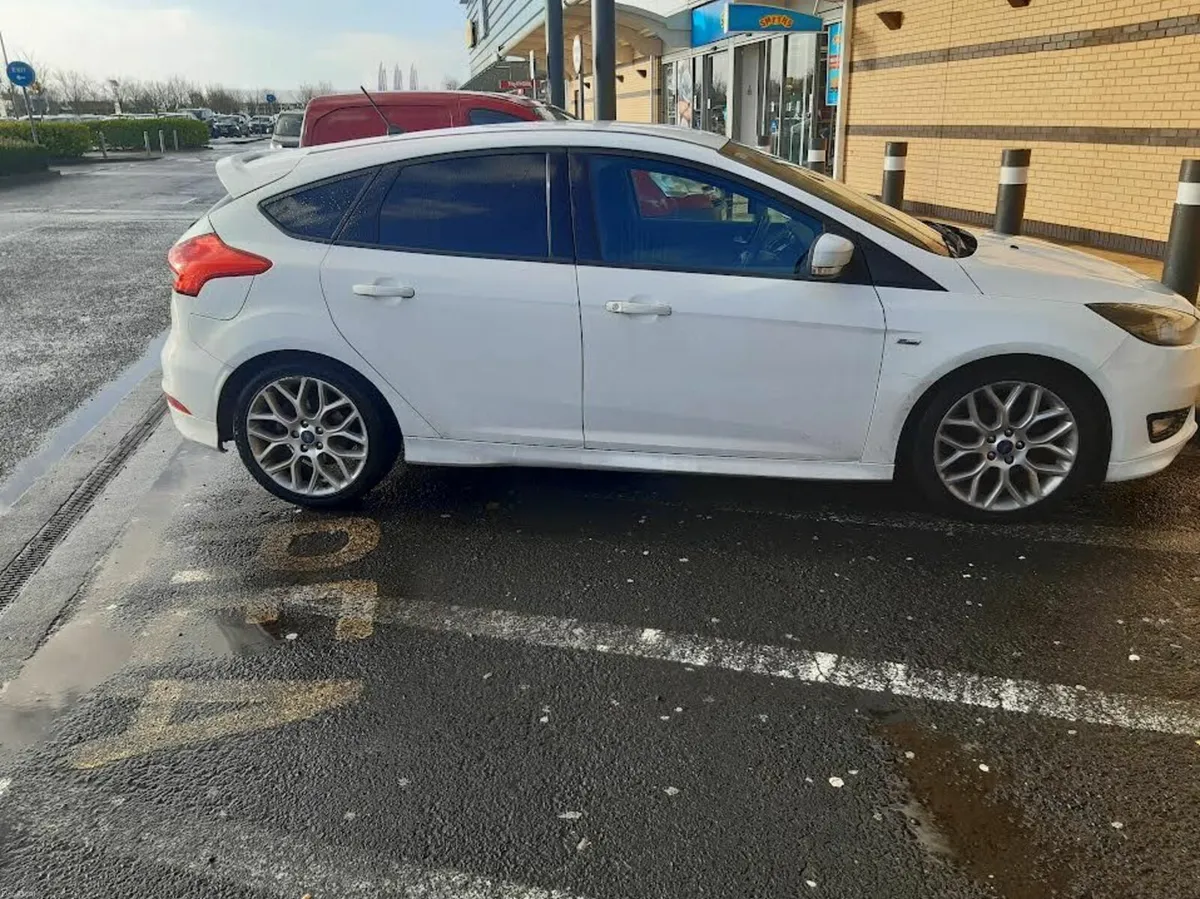 Ford Focus 2017 - Image 4