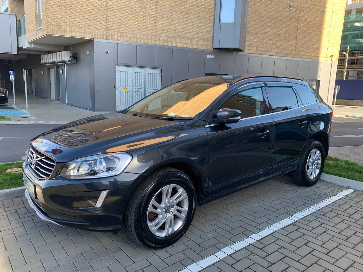 Volvo XC60 2015 - Image 1