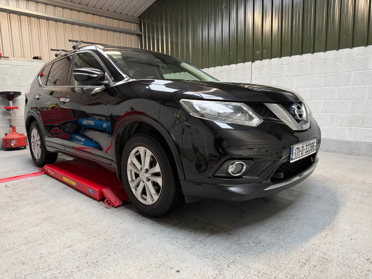 Nissan X-Trail 2017         LOW KLMS ! - Image 3