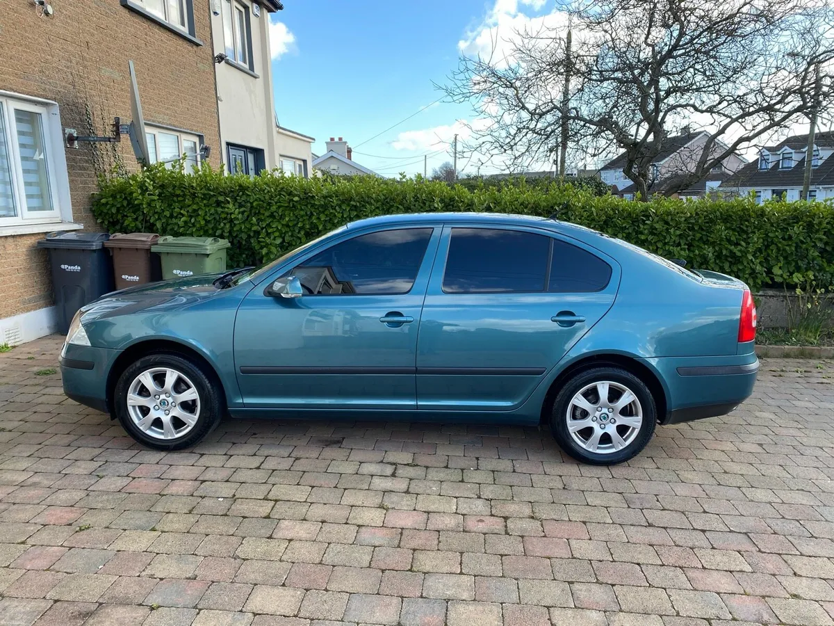 Skoda Octavia 2007, NCT 04/27, only 92K kilometres - Image 2
