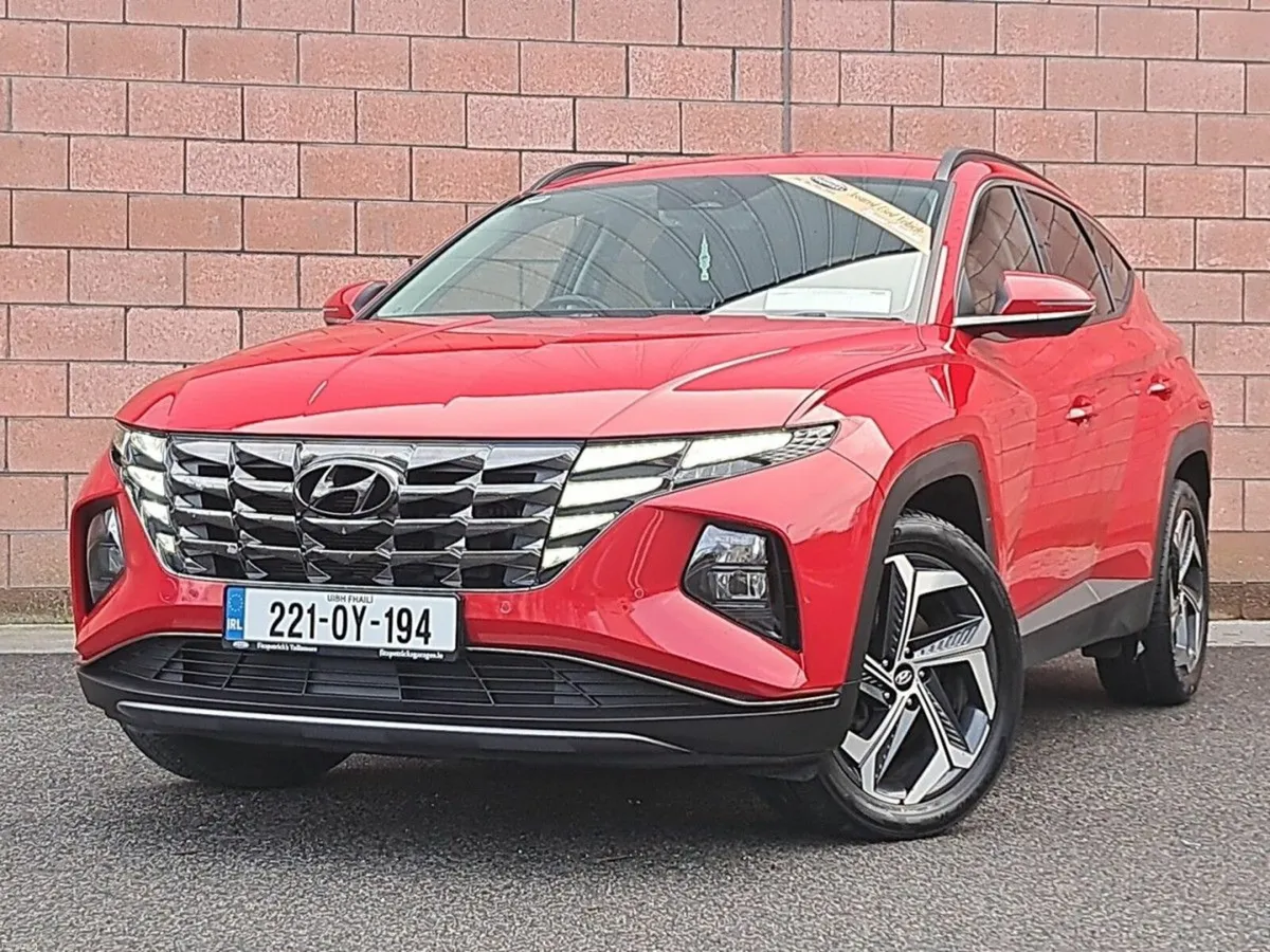 Hyundai Tucson 4 Wheel Drive Executive Plus Plug i - Image 2