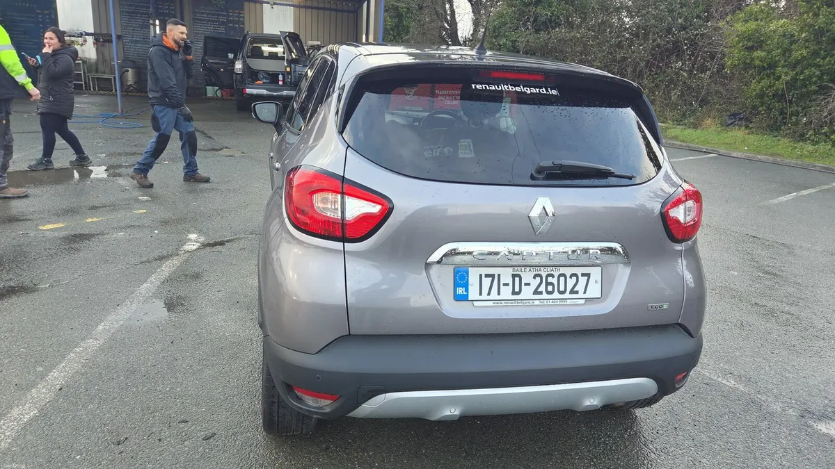 Renault Captur Signature 1.5dci 2017 - Image 3