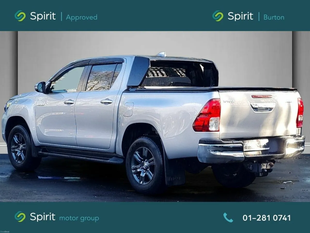 Toyota Hilux HILUX 2.8 SR5 MANUAL - Image 2