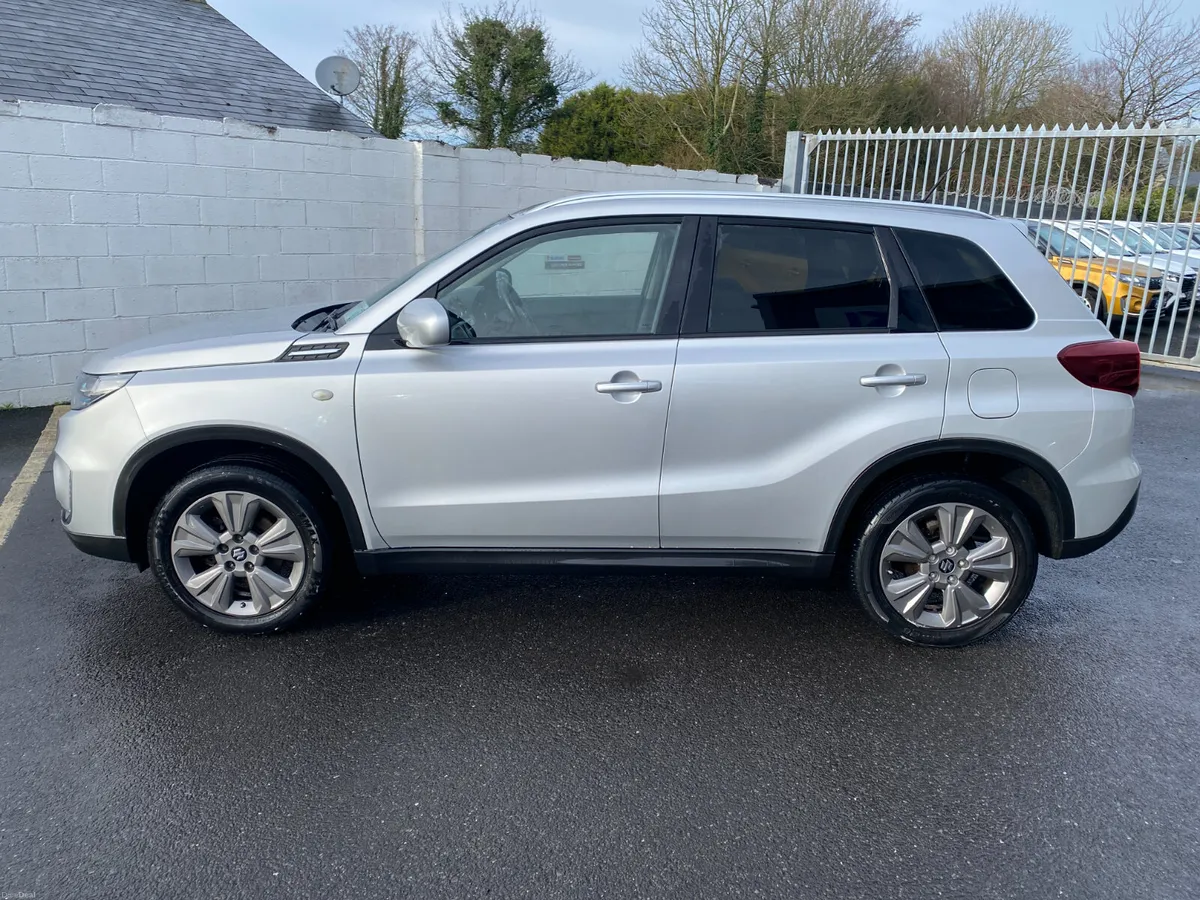 Suzuki Vitara 1.4 Hybrid SZ-T MT - Image 4