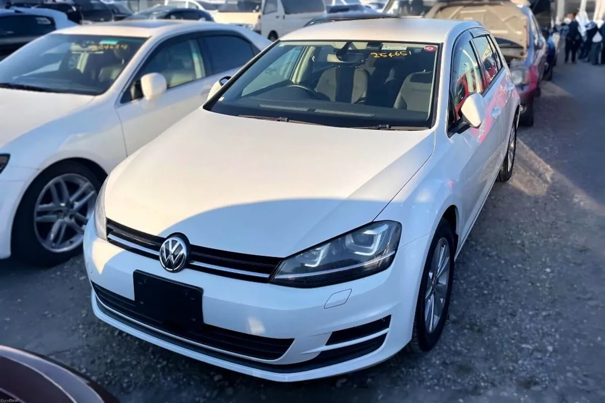 2014 Volkswagen Golf 1.2L Petrol Automatic - Image 2