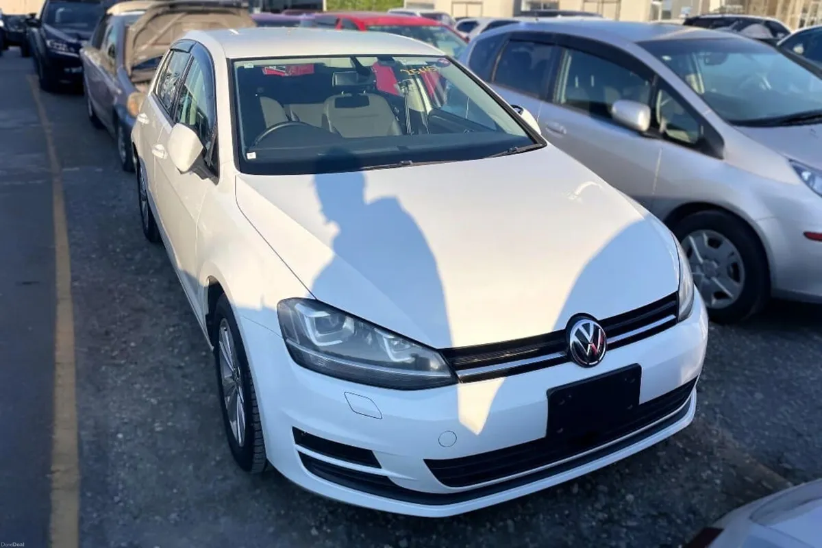 2014 Volkswagen Golf 1.2L Petrol Automatic - Image 1