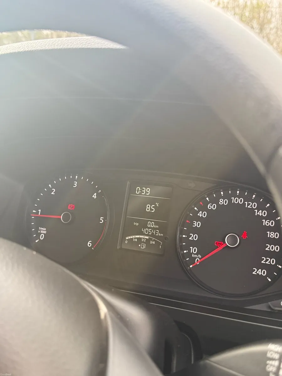 Transporter SWB 2.0TDI 102HP - Image 3