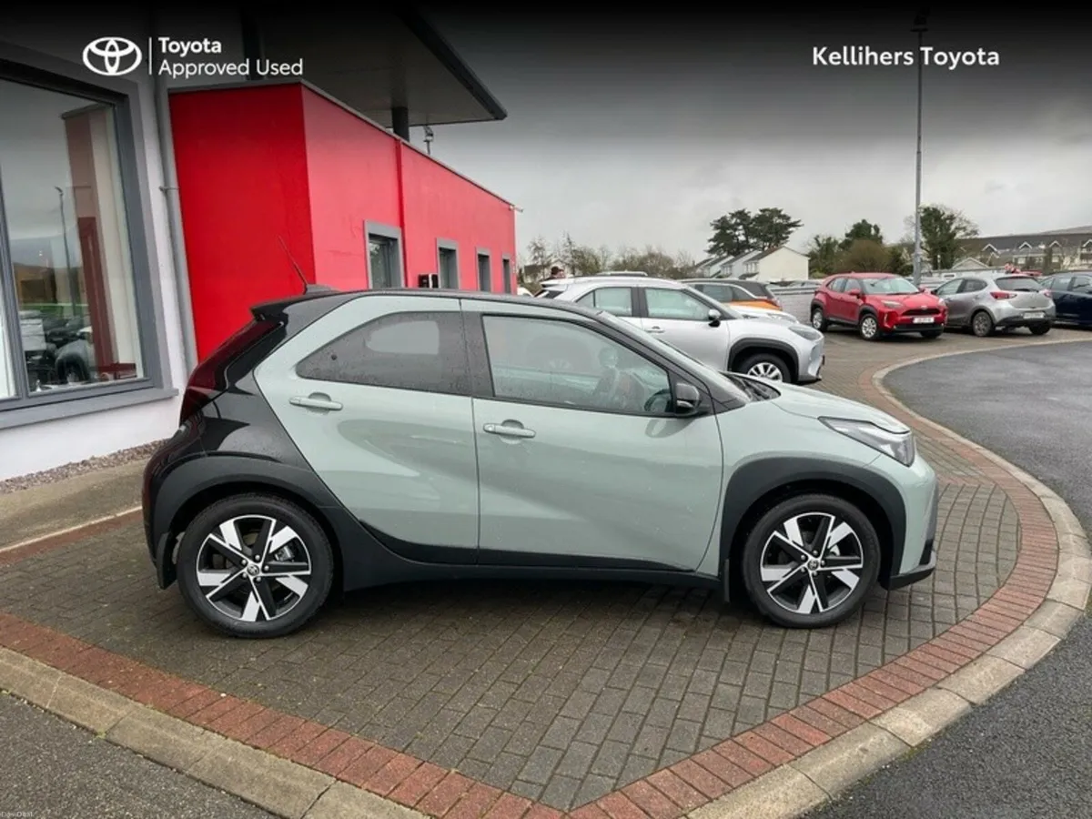 Toyota Aygo X HYBRID ELECTRIC DESIGN - Image 3