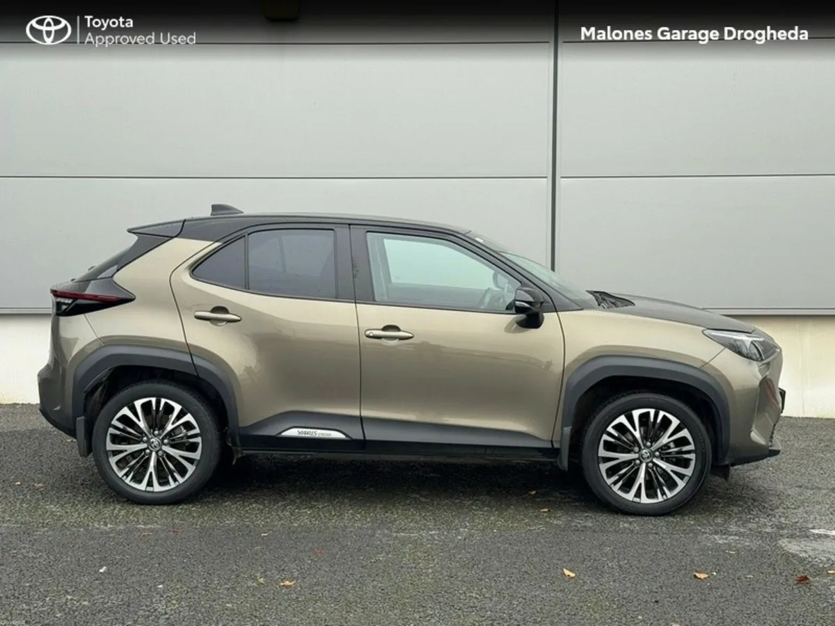Toyota Yaris Cross 1.5 Hybrid Sol Call Now 041 980 - Image 3