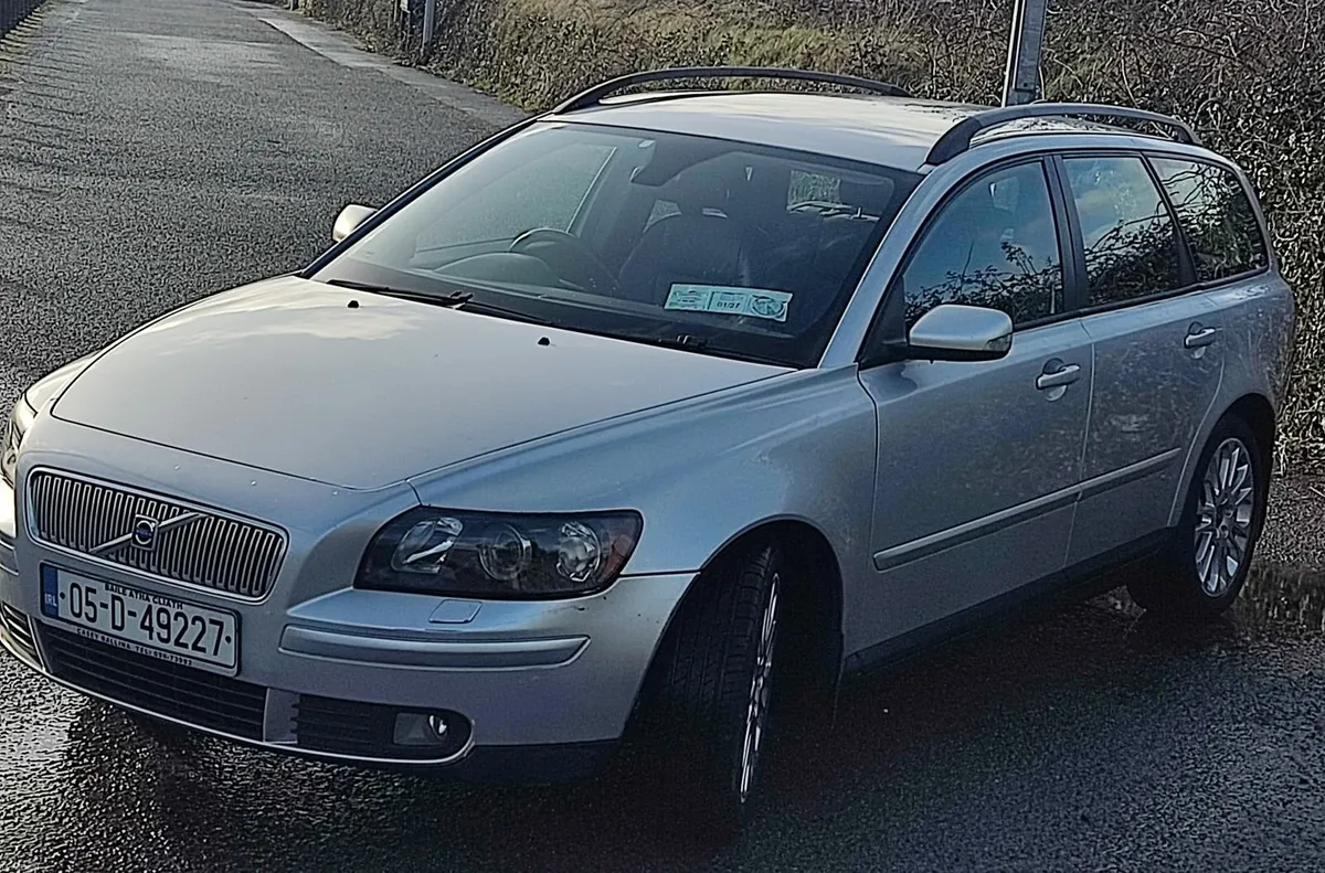 Volvo V50 2005 - Image 1