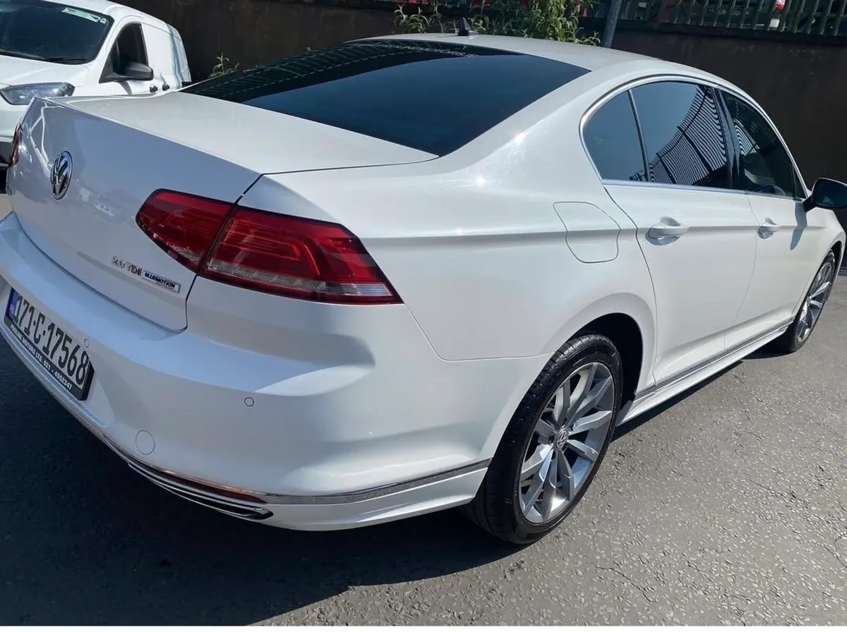 Vw Passat R-line - Image 2