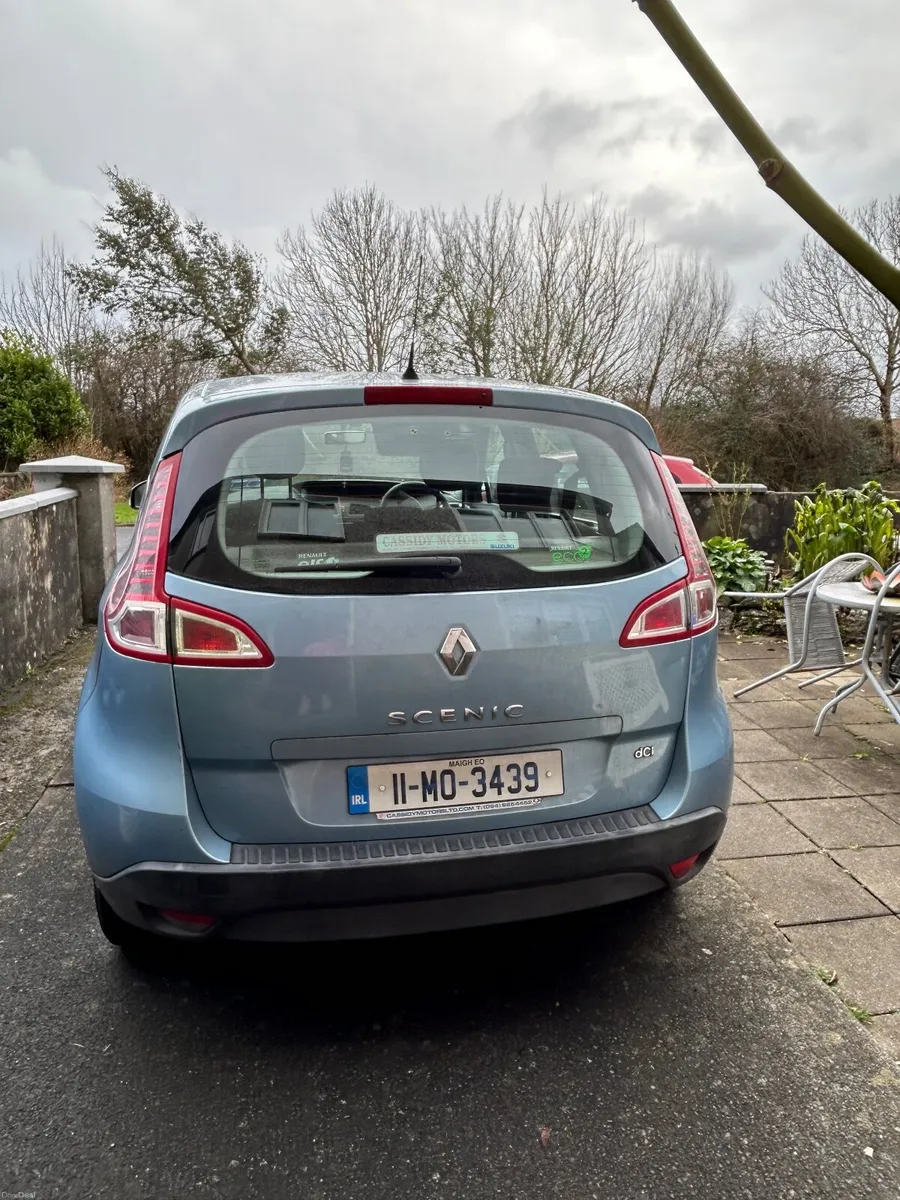 Renault Grand Scenic 2011 - Image 2