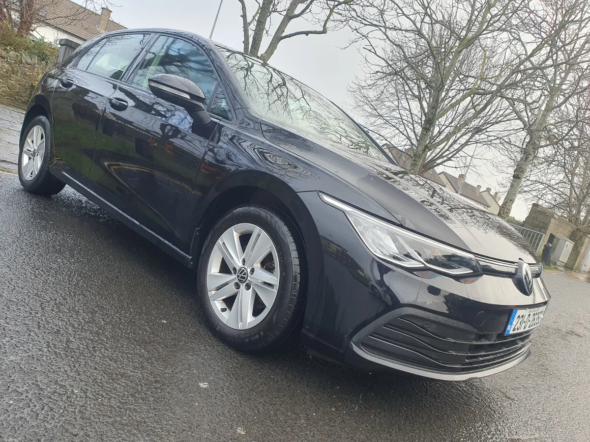 Volkswagen Golf 2023 eTSI , Hybrid , Automatic - Image 1