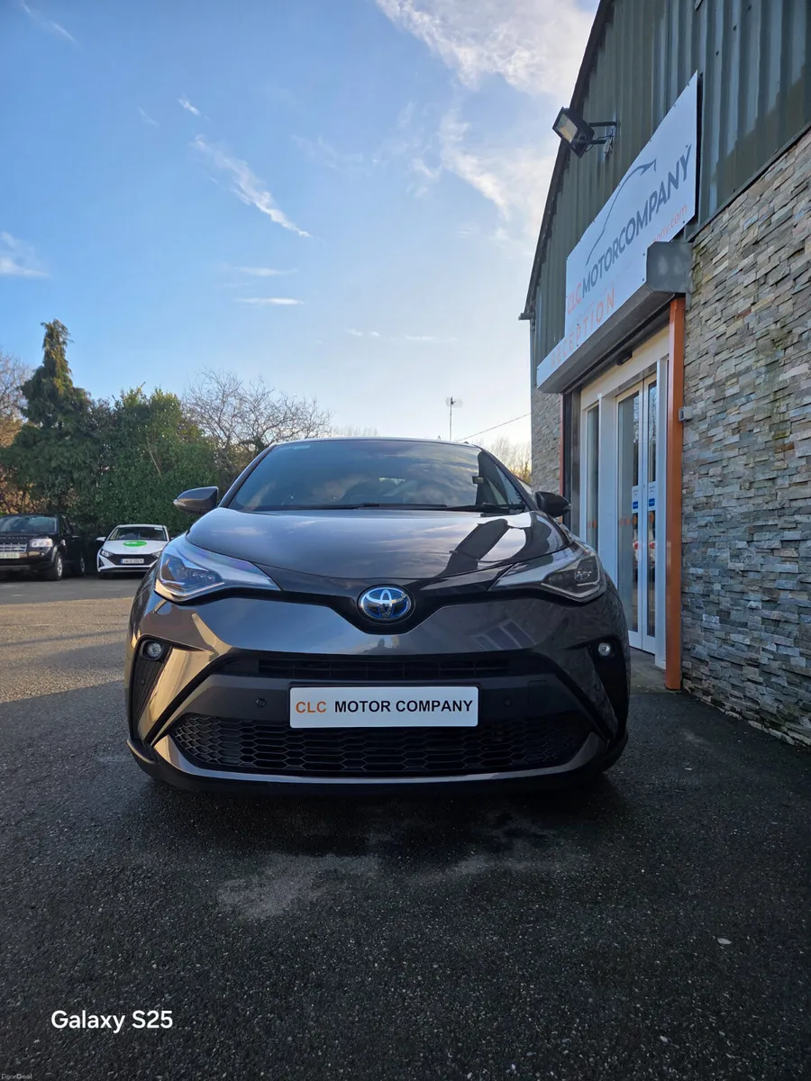 Toyota C-HR 2023 - Image 3