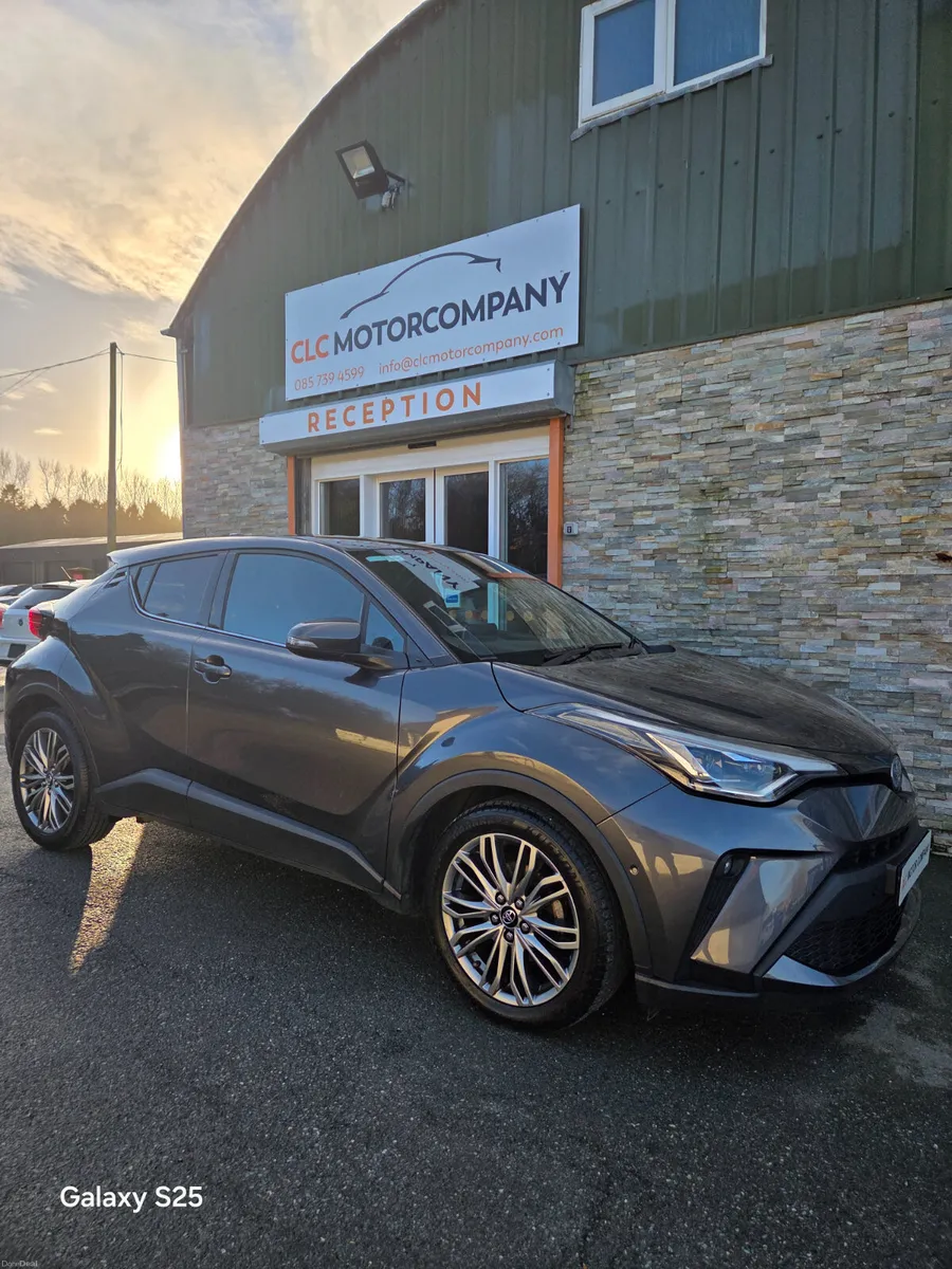 Toyota C-HR 2023 - Image 1