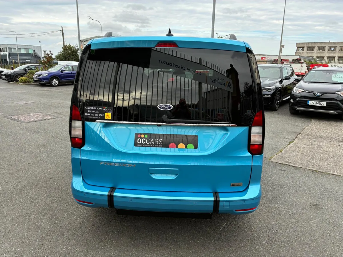 Wheelchair Accessible Taxi Ford Connect Freedom - Image 6