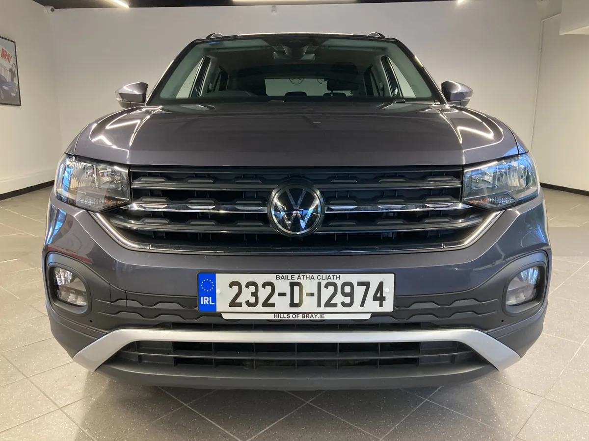 Volkswagen T-Cross 2023 - Image 2