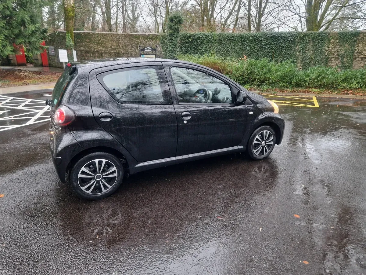 Toyota Aygo 2014 LOW MILEAGE - Image 3