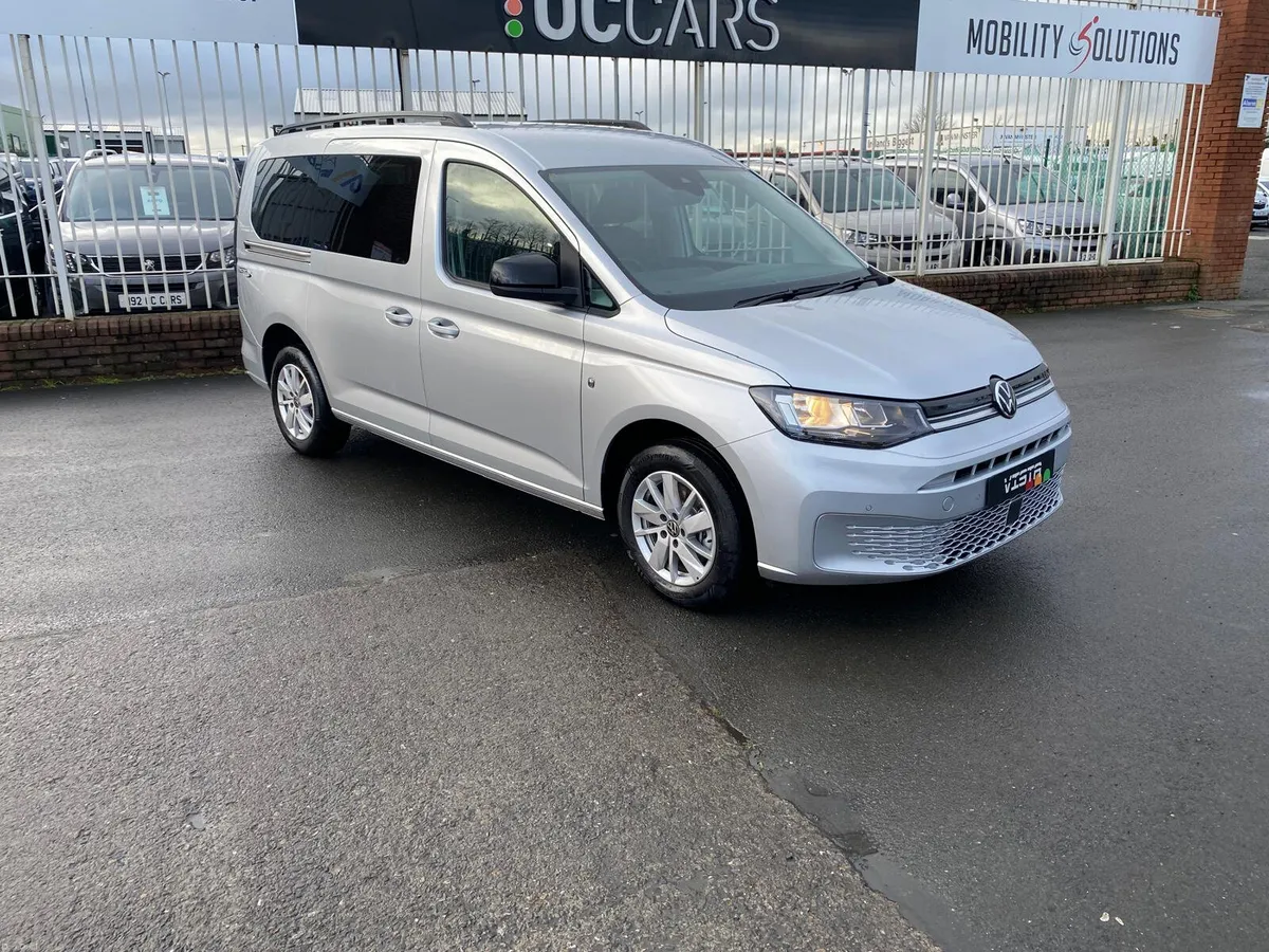 2025 Volkswagen Caddy Vista  7 Seats+wc taxi spec - Image 4