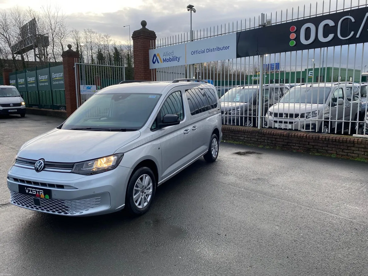 2025 Volkswagen Caddy Vista  7 Seats+wc taxi spec - Image 3