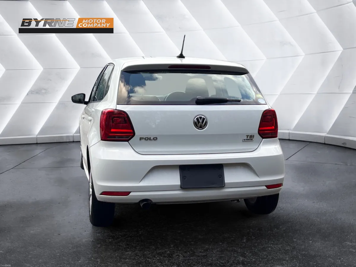 VOLKSWAGEN POLO 1.2 TSI AUTO 2015 - Image 4