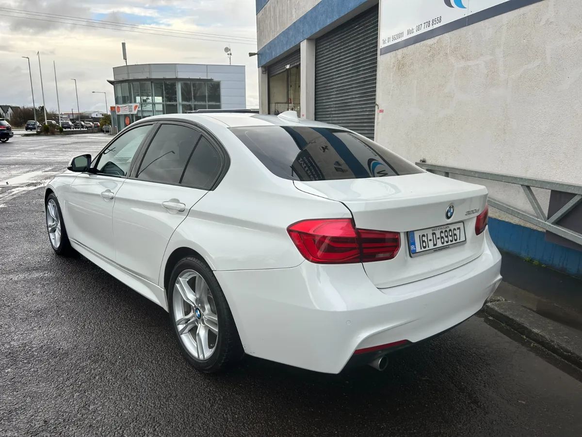 BMW 3-Series  M SPORT. LOW KMS - Image 3