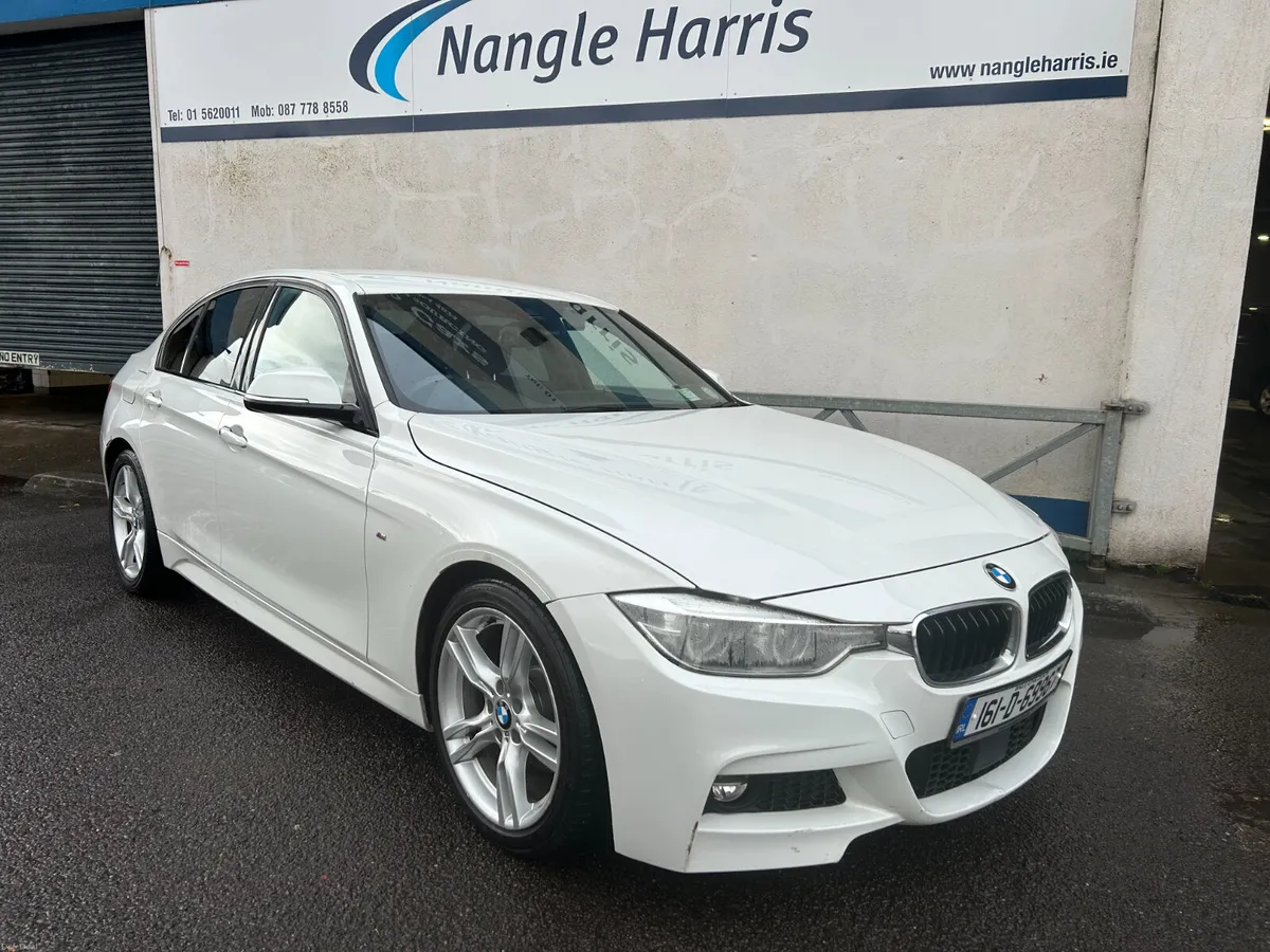 BMW 3-Series  M SPORT. LOW KMS - Image 4