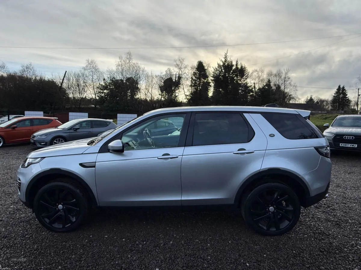 Land Rover Discovery Sport 2017 Low Miles Auto - Image 4