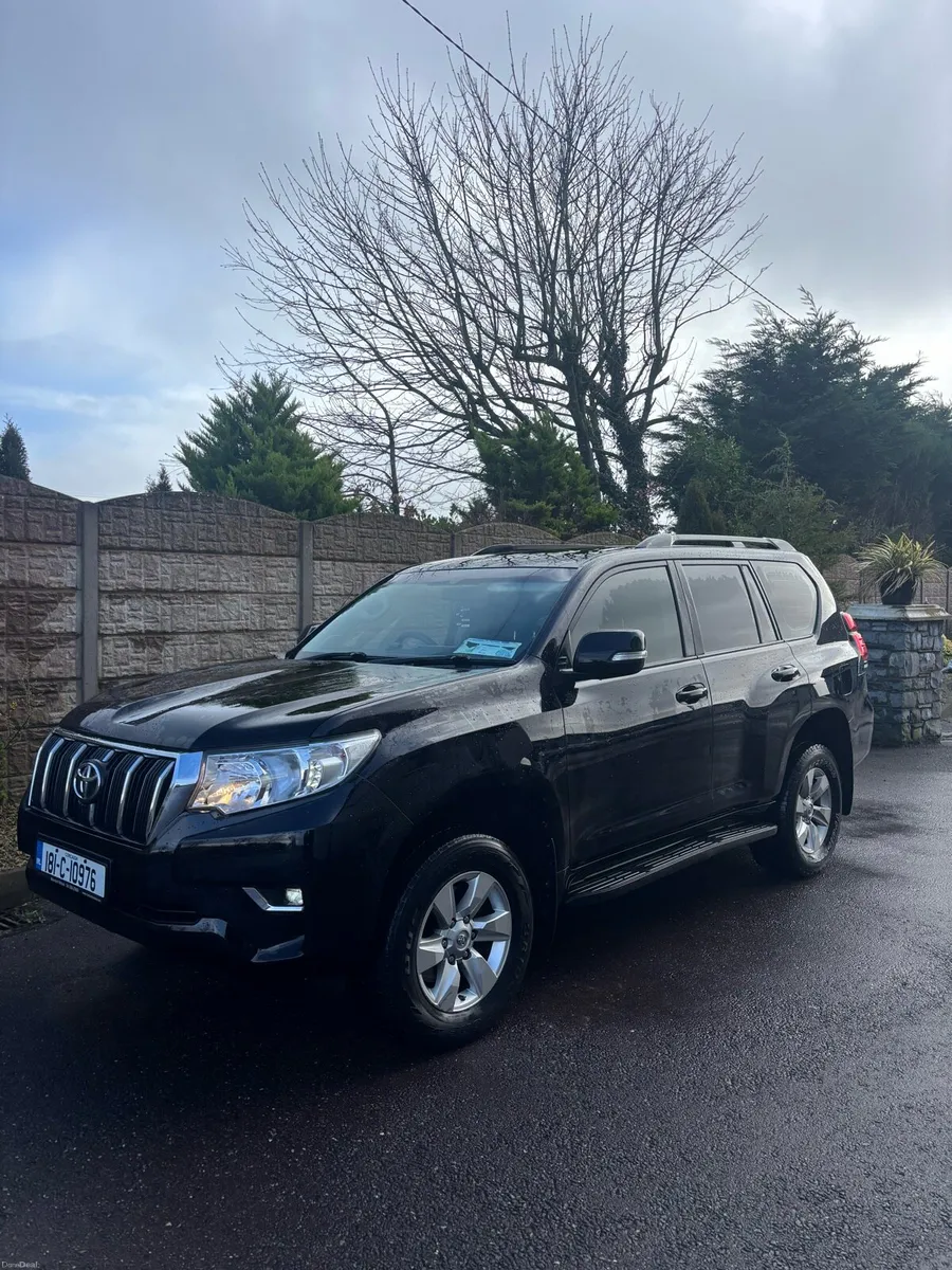 2018 Toyota Land Cruiser | Business Class | Auto - Image 2