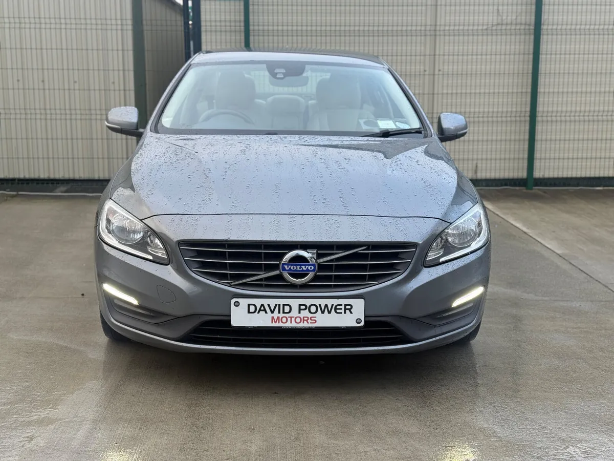 Volvo S60 162 NCT !! - Image 2