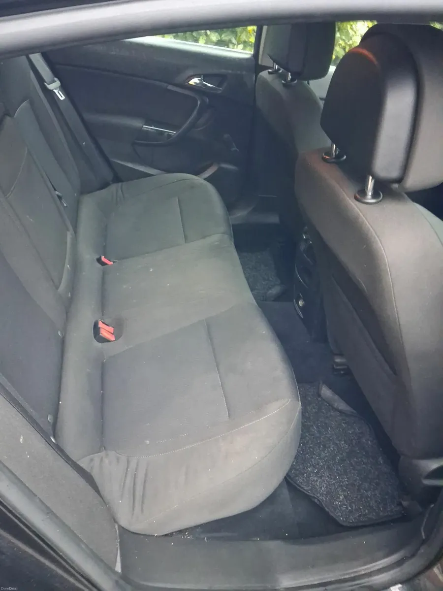 Vauxhall Insignia 2011 - Image 1