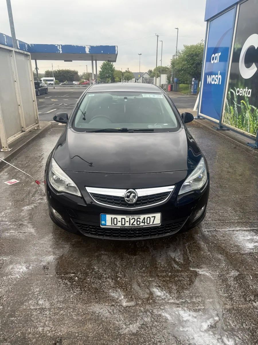 Vauxhall 1.7 Cdti Exclusiv Edition - Image 1