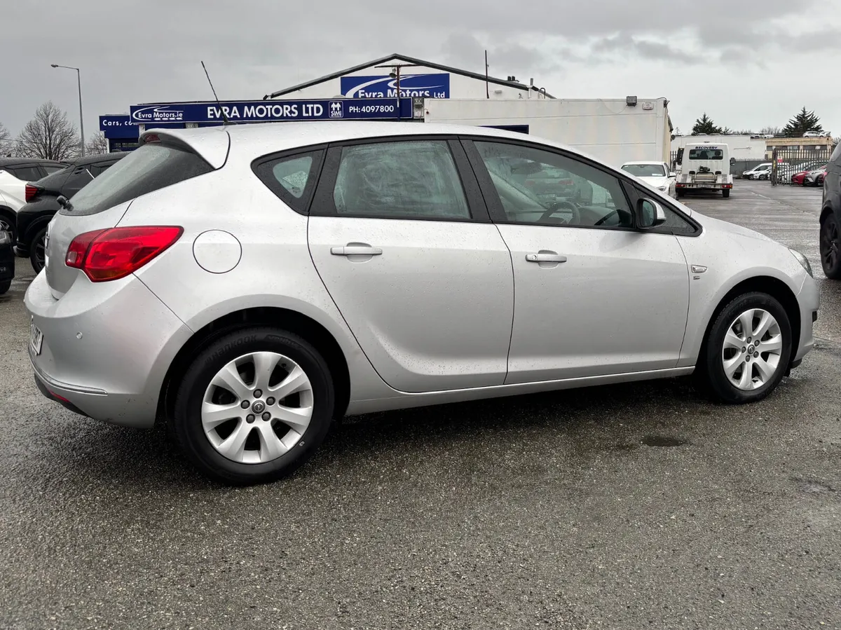2013 Opel Astra 1.4 SPORT Nct 07/26 - Image 4