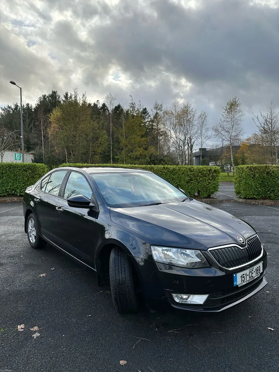Skoda Octavia 2015 1.6 TDI (Ambition model) - Image 2