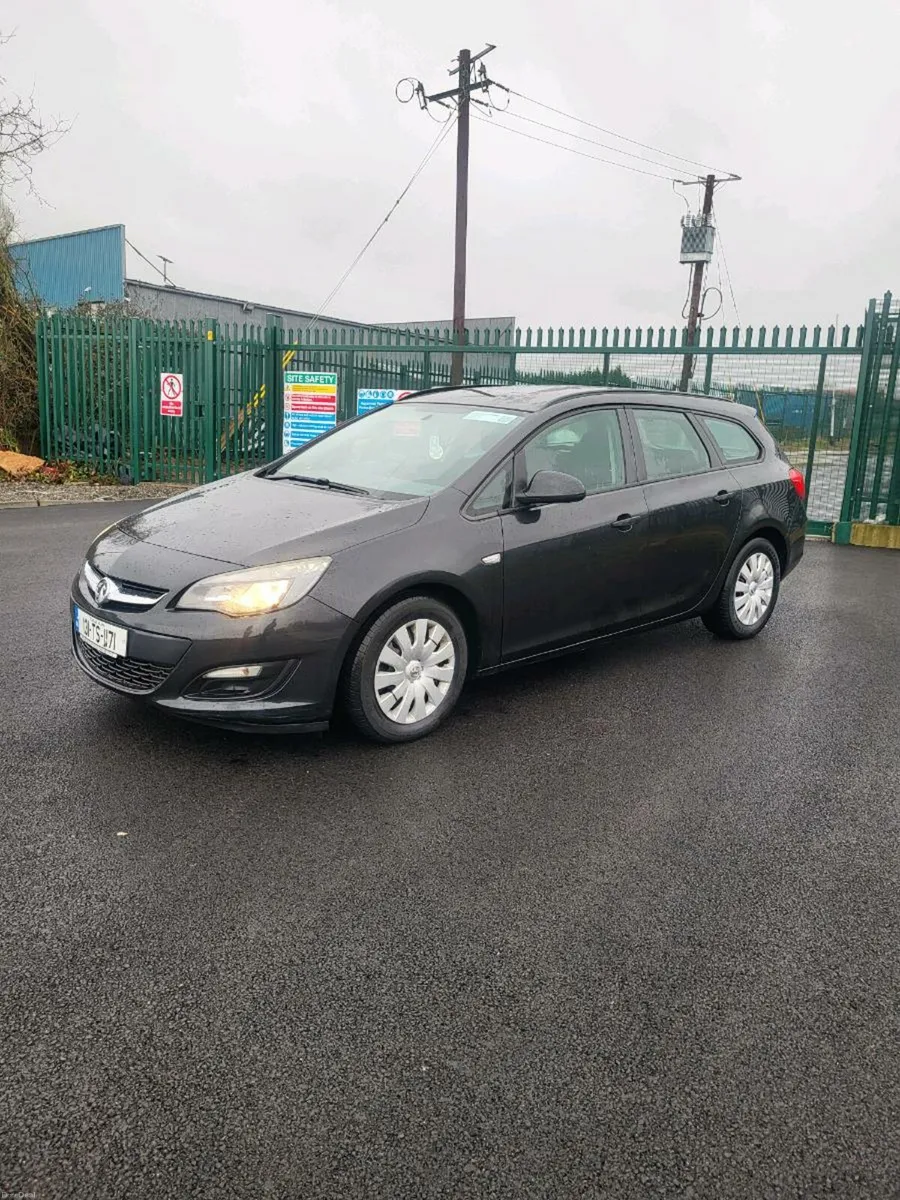 CHEAP BARGAIN OPEL ASTRA DSL ESTATE NCT'D 1 OWNER - Image 1