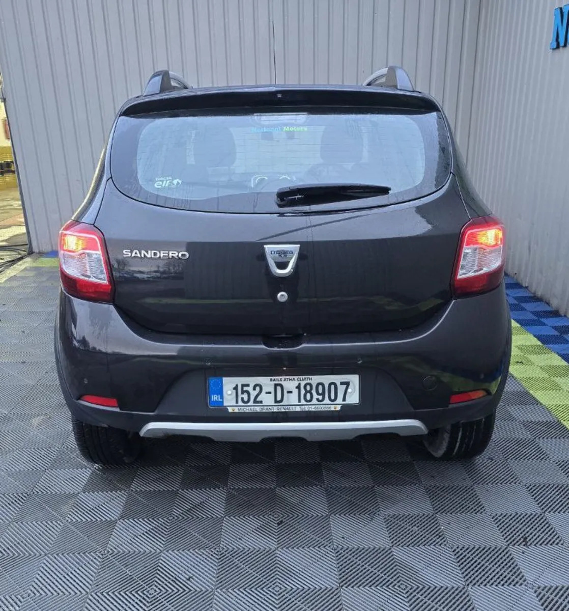 2015 Dacia Sandero Stepway 0.9 Petro TCe SIGNATURE - Image 4
