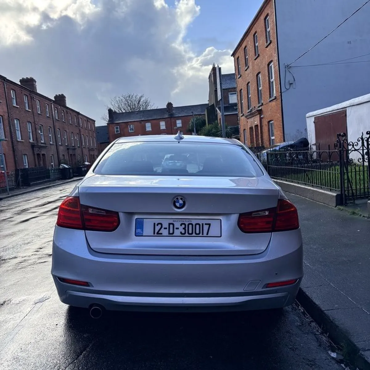 2012 Bmw 3-series - Image 4