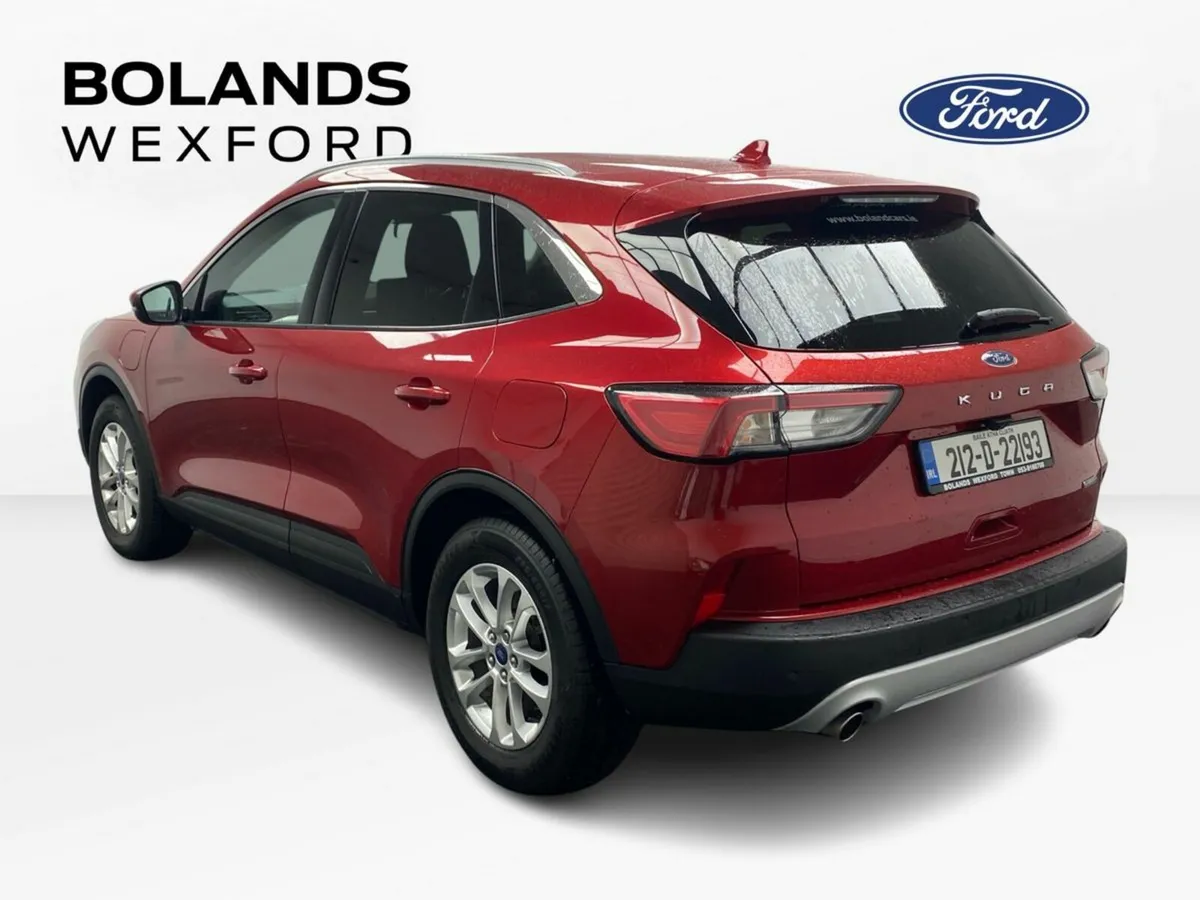 Ford Kuga PHEV 225PS Titanium Auto - Image 4