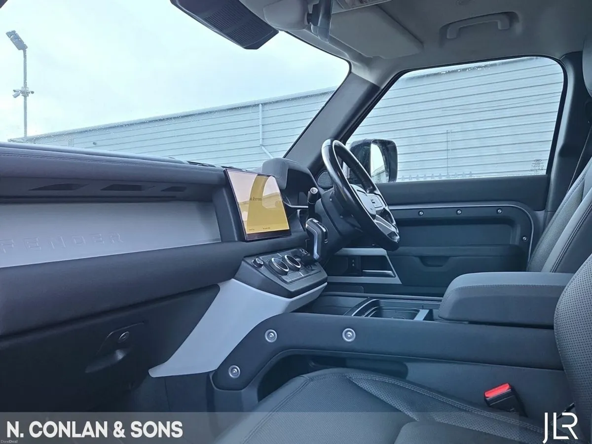 Land Rover Defender 110 3.0D HARD TOP COMMERCIAL ( - Image 3