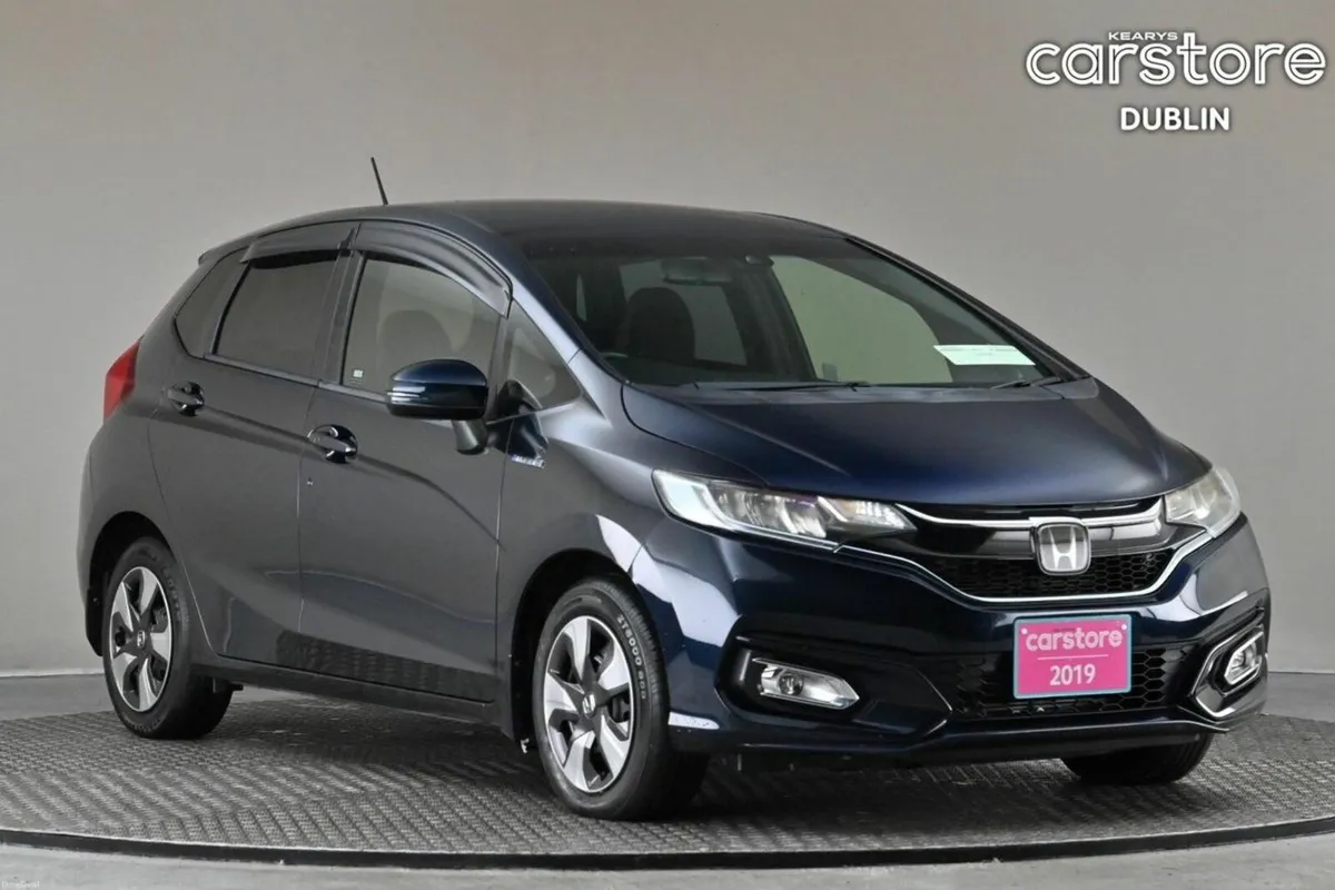 Honda Fit 1.5 HYBRID **BROWN/BLACK LEATHER**REVERS - Image 1