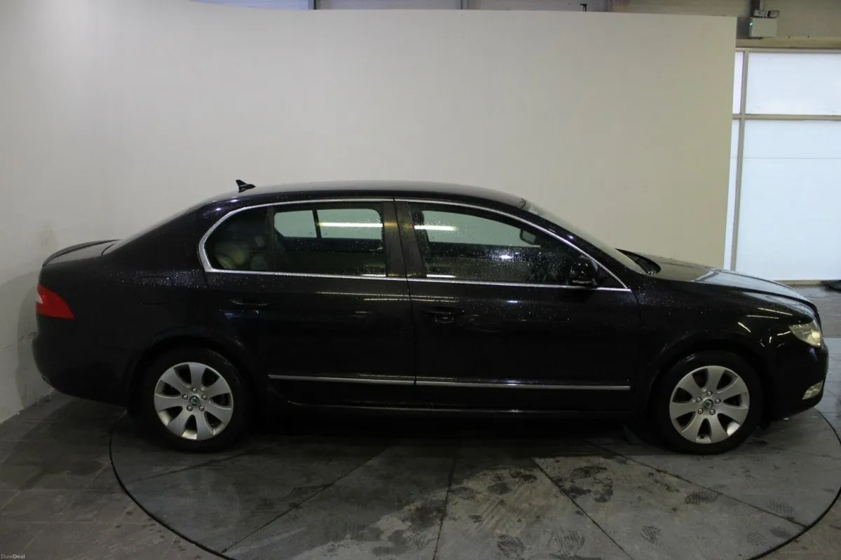 Skoda Superb 1.6 TDI CR 105hp Elegance -TENDER 20 - Image 3