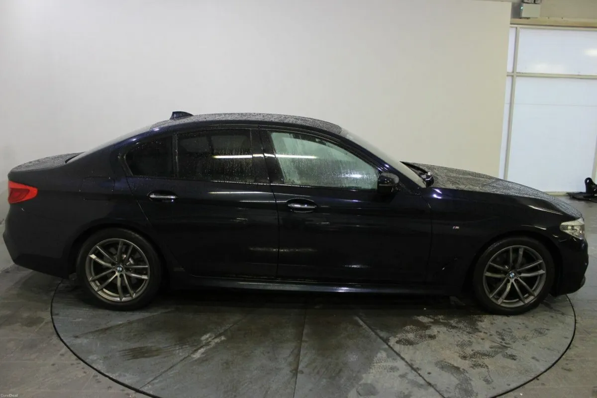 BMW 5-Series 520d M Sport Auto G30 - TENDER 21 - G - Image 3