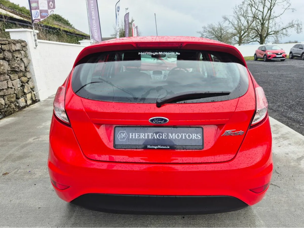 Ford Fiesta ZETEC 1.25 60PS M5 5DR MCA 4DR - Image 2